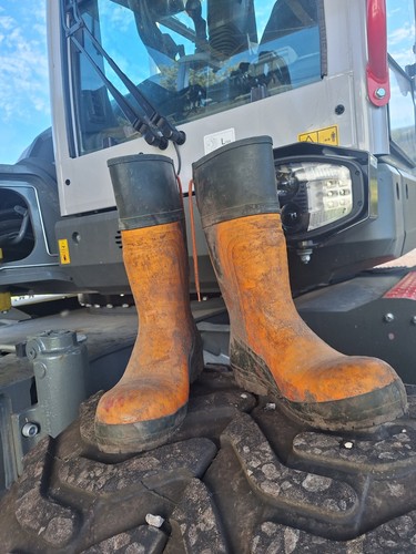 Schnittschutzstiefel